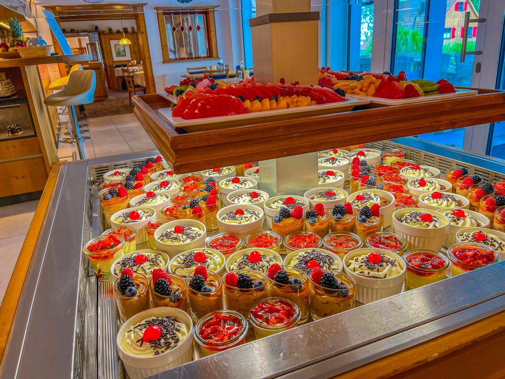 Dessert in the restaurant of the Wellnesshotel Hohenrodt, served in an elegant ambience as the crowning finale of a delightful dinner