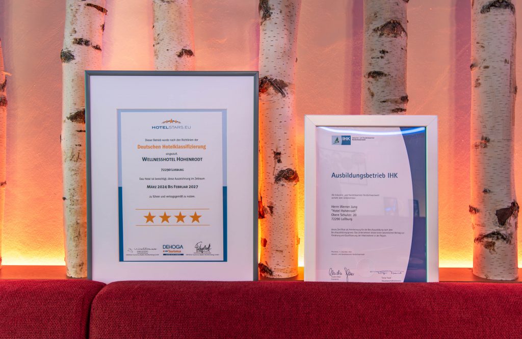 Certificate of the Wellnesshotel Hohenrodt with 4-star award and certificate as a recognized training company